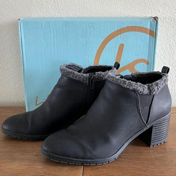 Life Stride ankle boots, Size 7M, Black w/gray fur trim - Picture 3 of 7